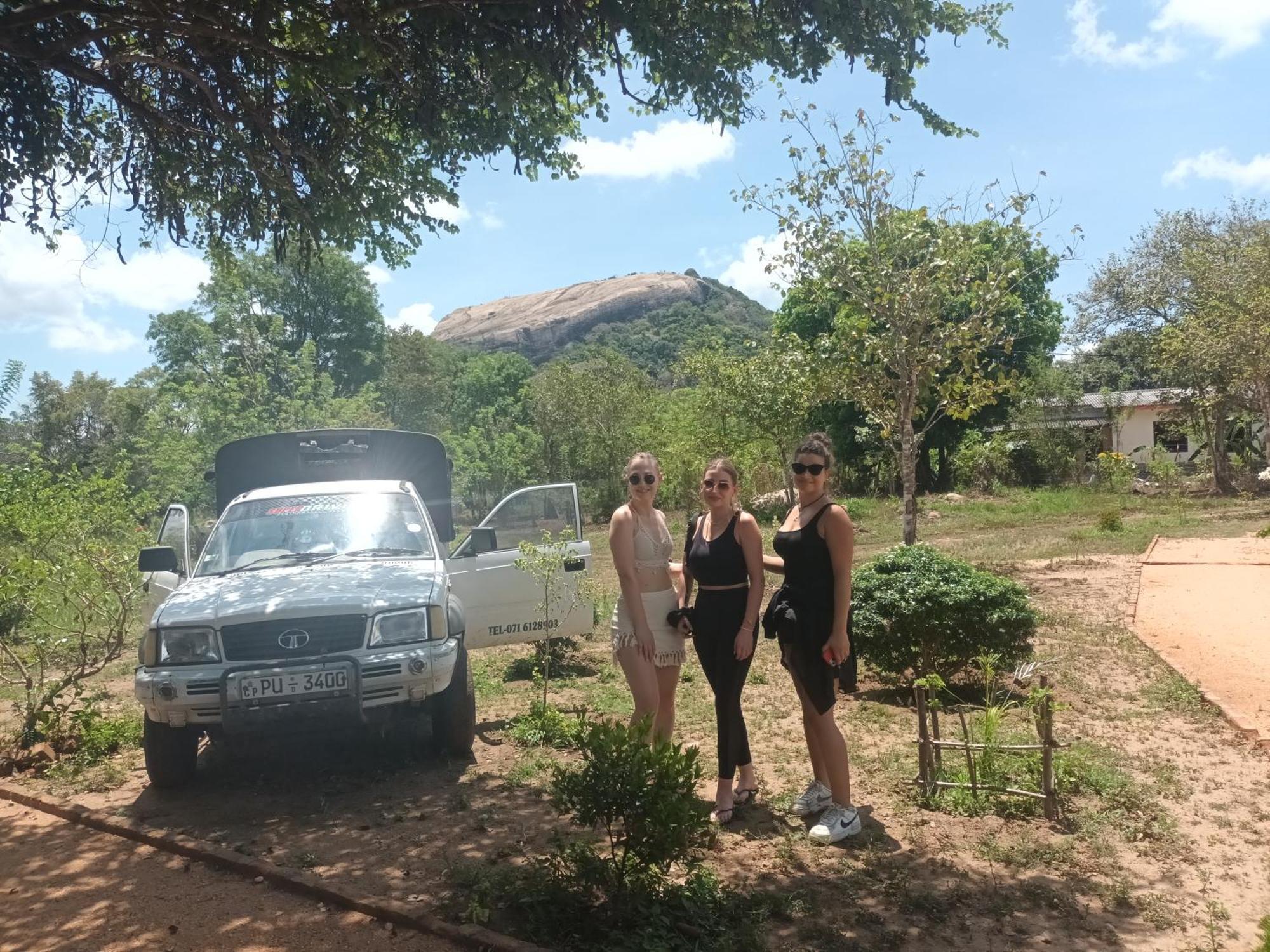 Sigiri Arana Sigiriya Hotel ภายนอก รูปภาพ