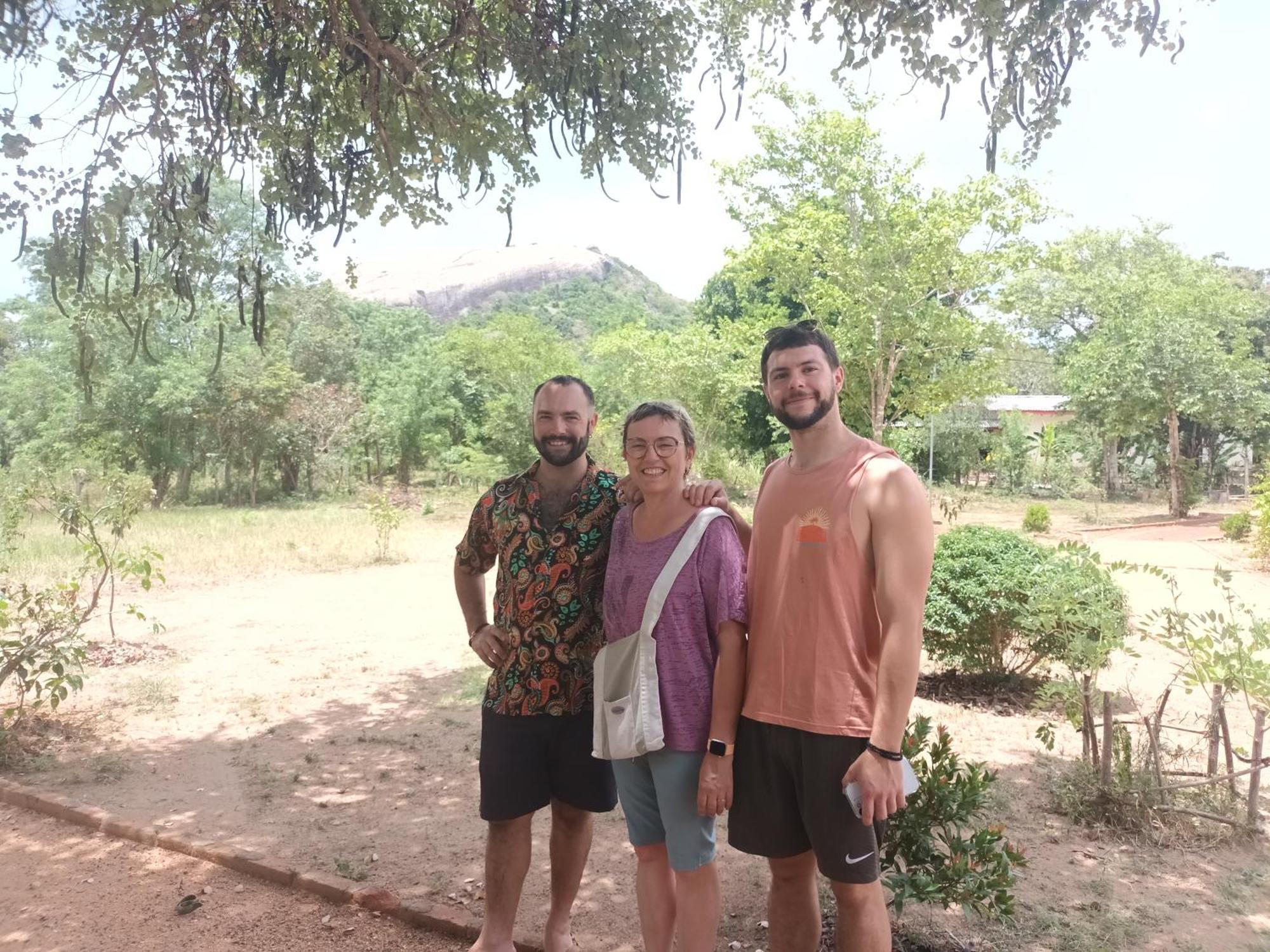 Sigiri Arana Sigiriya Hotel ภายนอก รูปภาพ